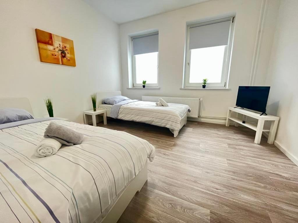 Studio-apartments Fuer Monteure & Businessgaeste Zentral In Apartment