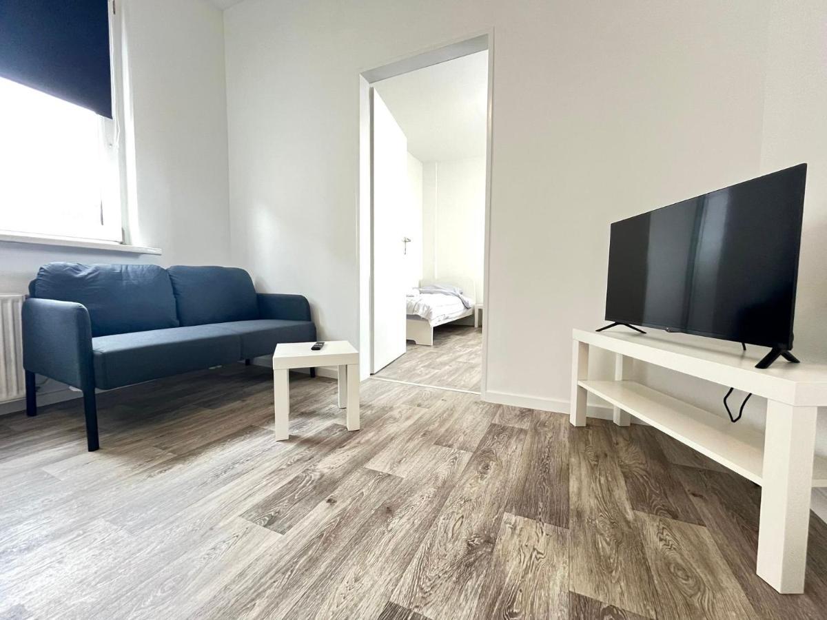 Apartment Studio-apartments Fuer Monteure & Businessgaeste Zentral In *
