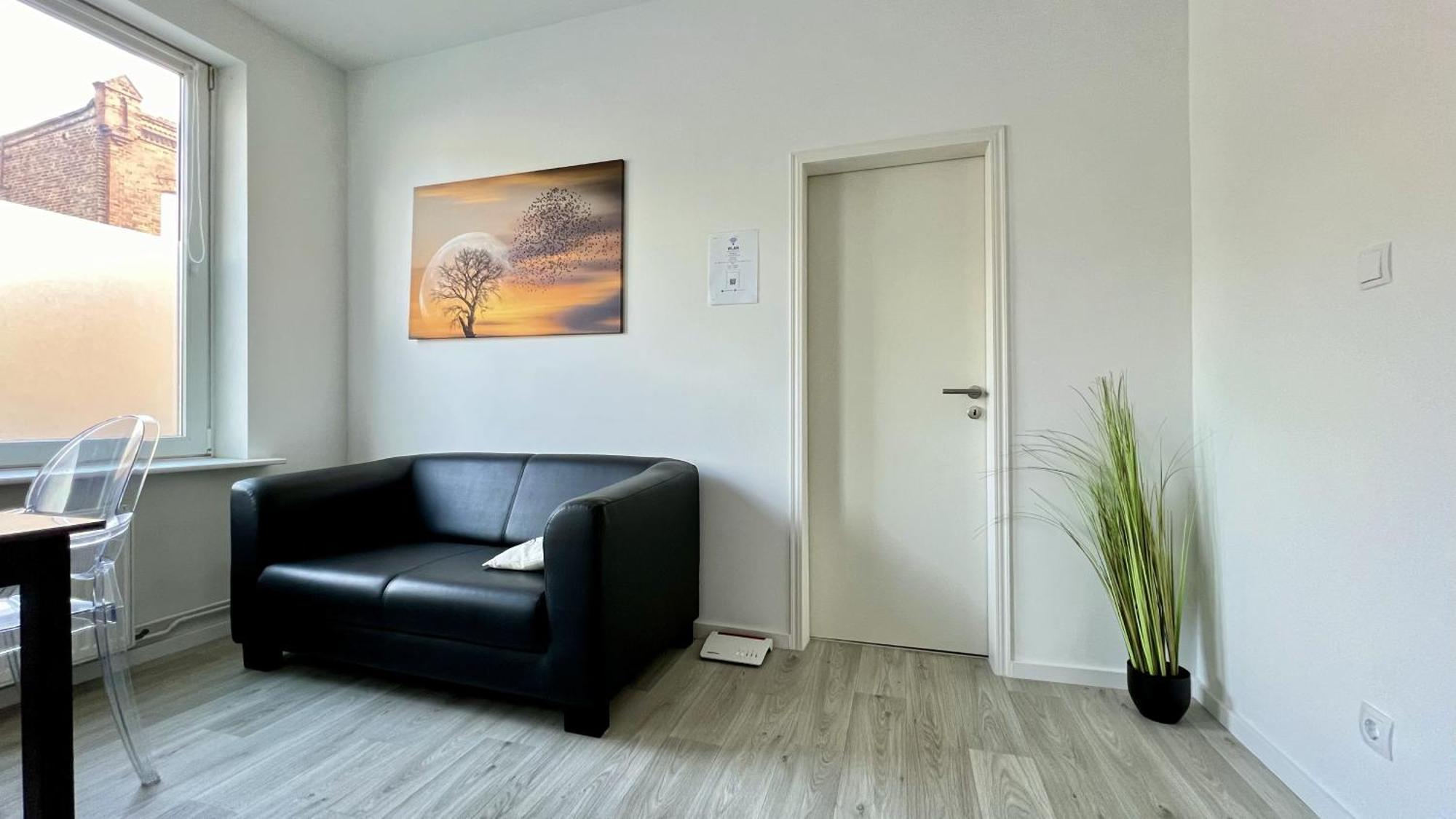 Studio-apartments Fuer Monteure & Businessgaeste Zentral In