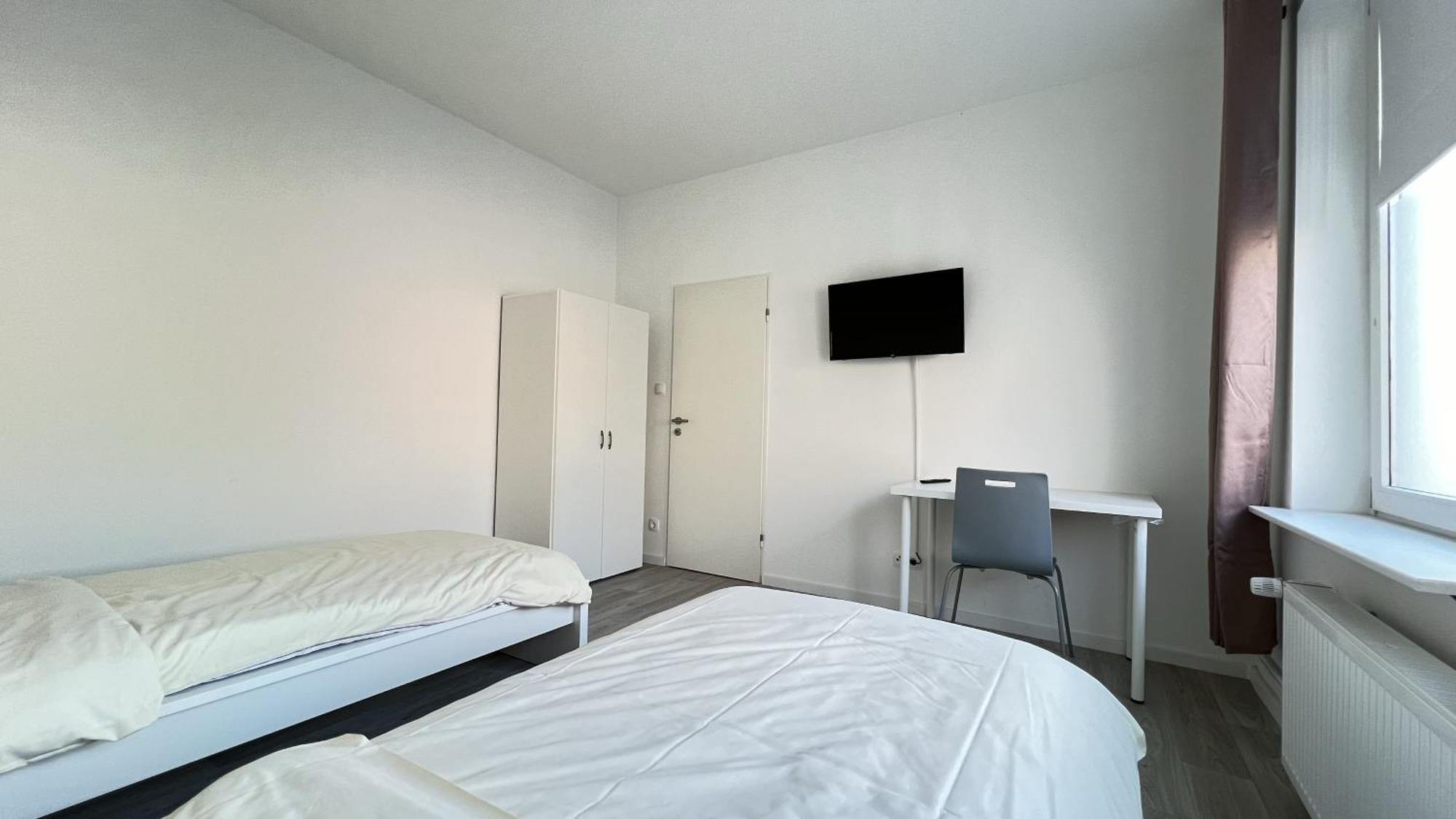 Studio-apartments Fuer Monteure & Businessgaeste Zentral In Neumuenster