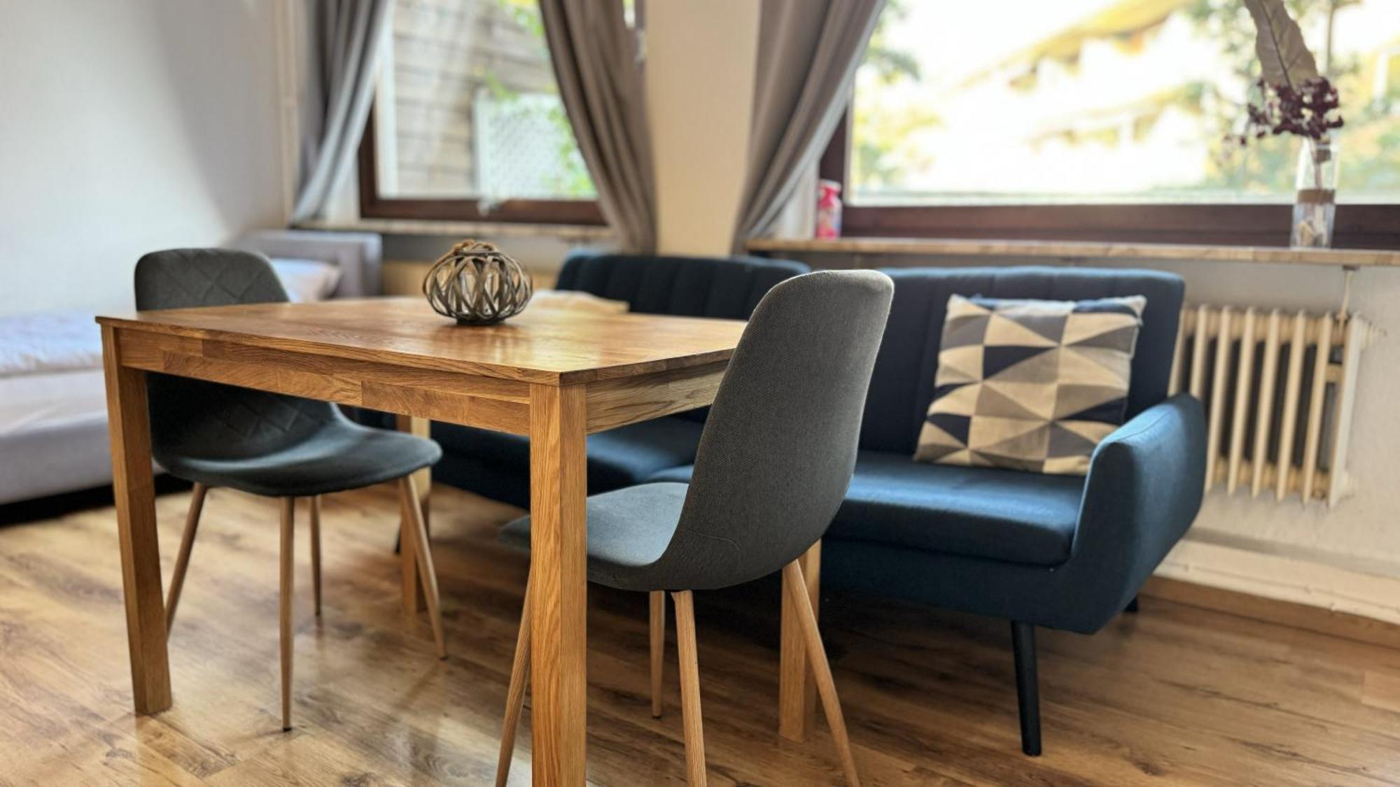 Studio-apartments Fuer Monteure & Businessgaeste Zentral In Апартаменты
