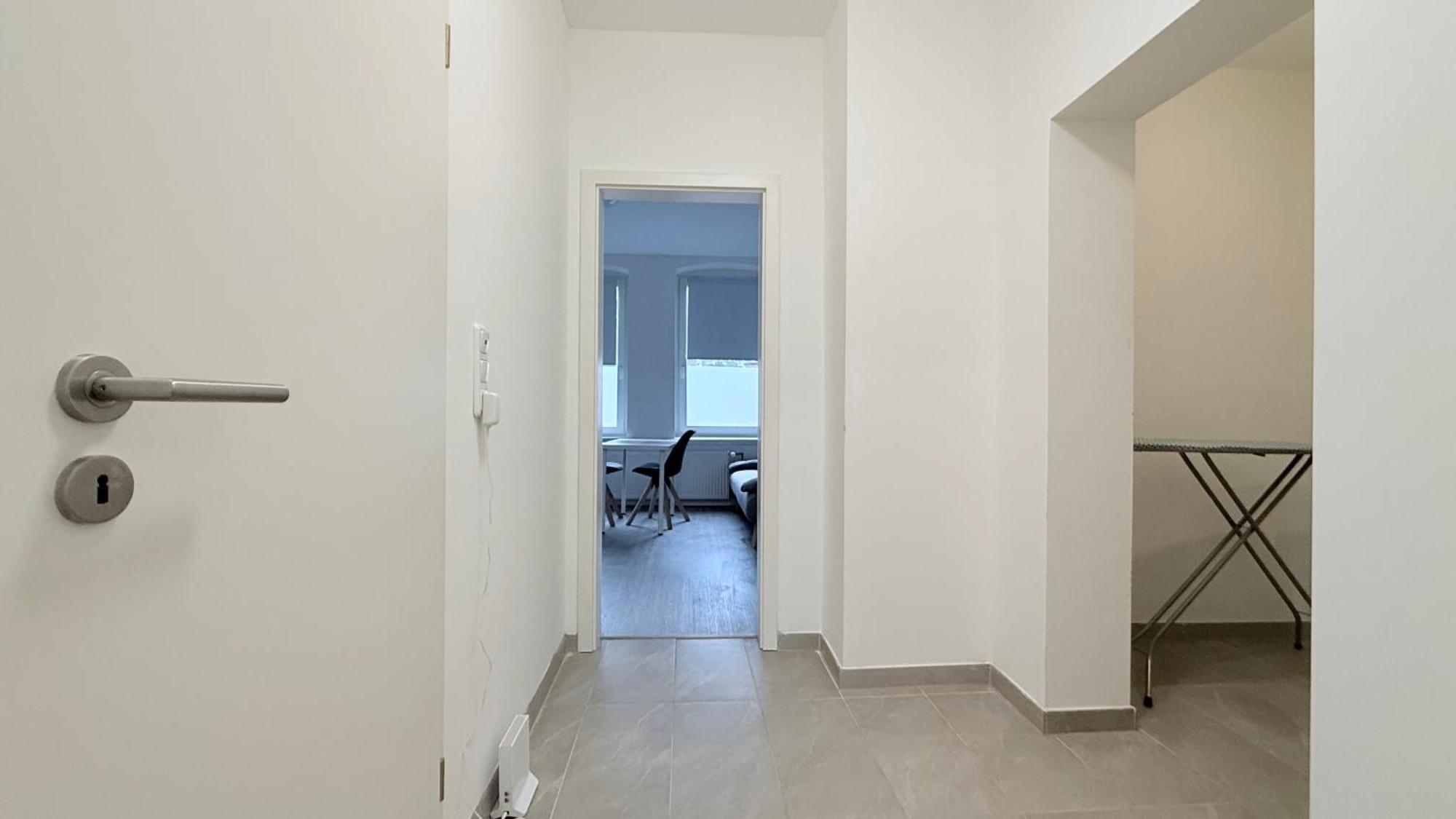 Studio-apartments Fuer Monteure & Businessgaeste Zentral In Apartment *