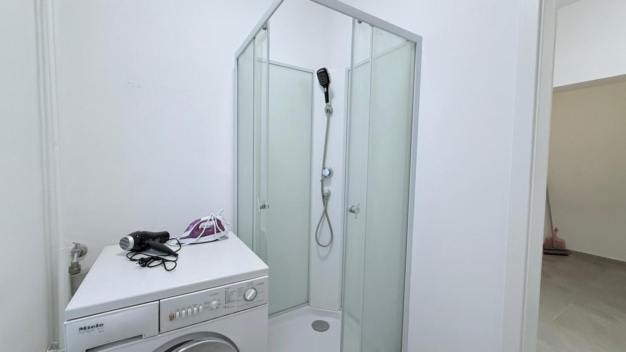 Studio-apartments Fuer Monteure & Businessgaeste Zentral In Neumuenster