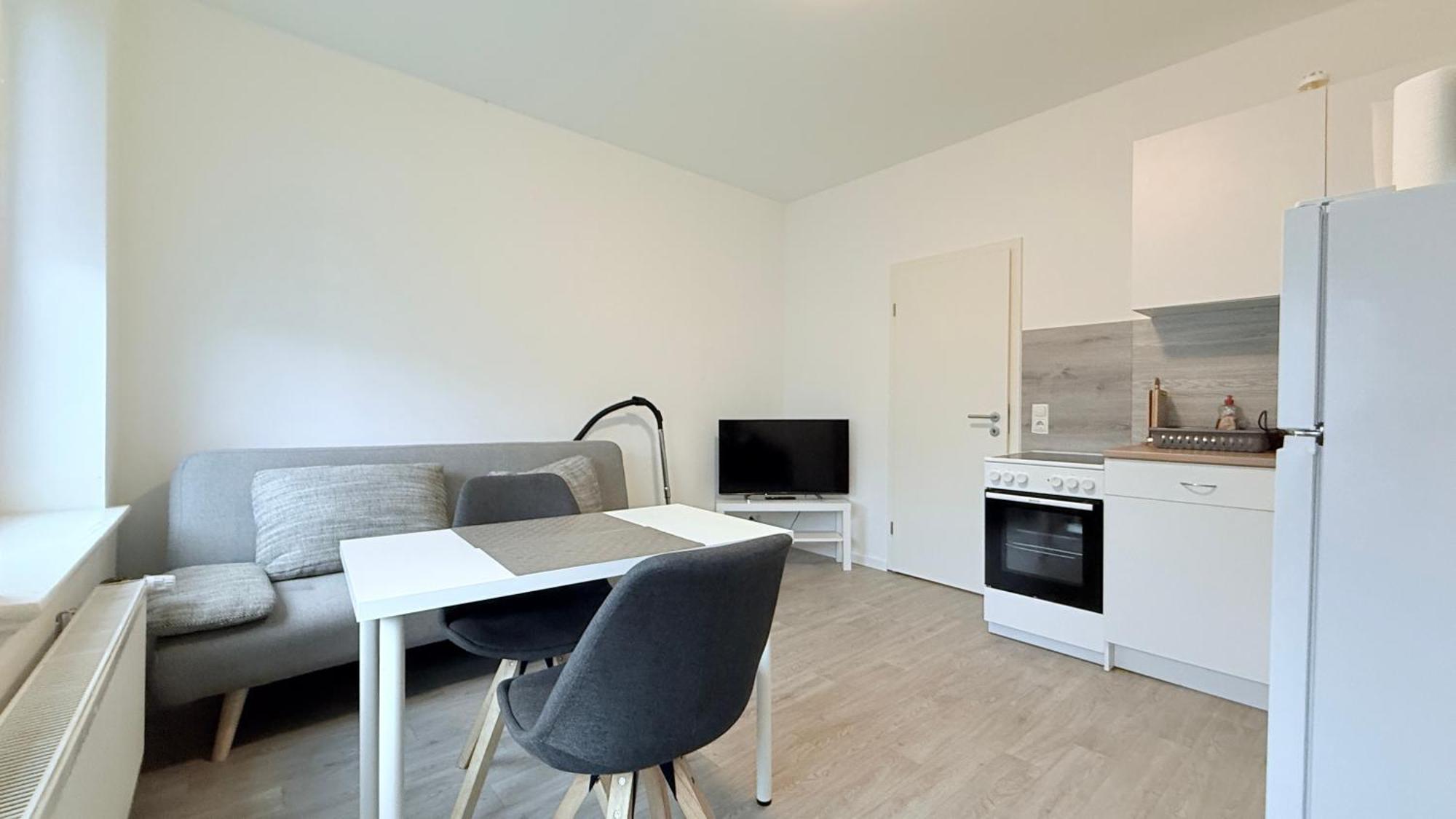 Studio-apartments Fuer Monteure & Businessgaeste Zentral In Apartment