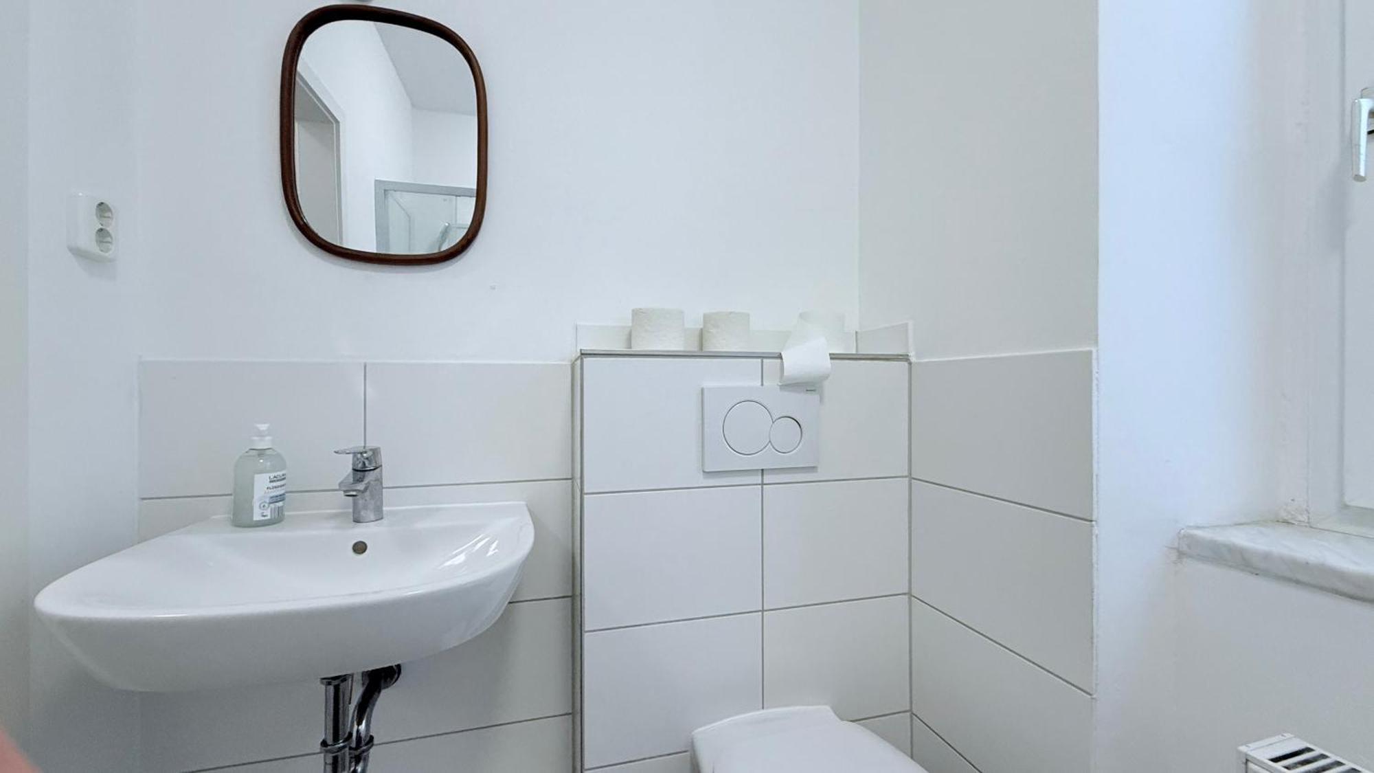 Apartment Studio-apartments Fuer Monteure & Businessgaeste Zentral In