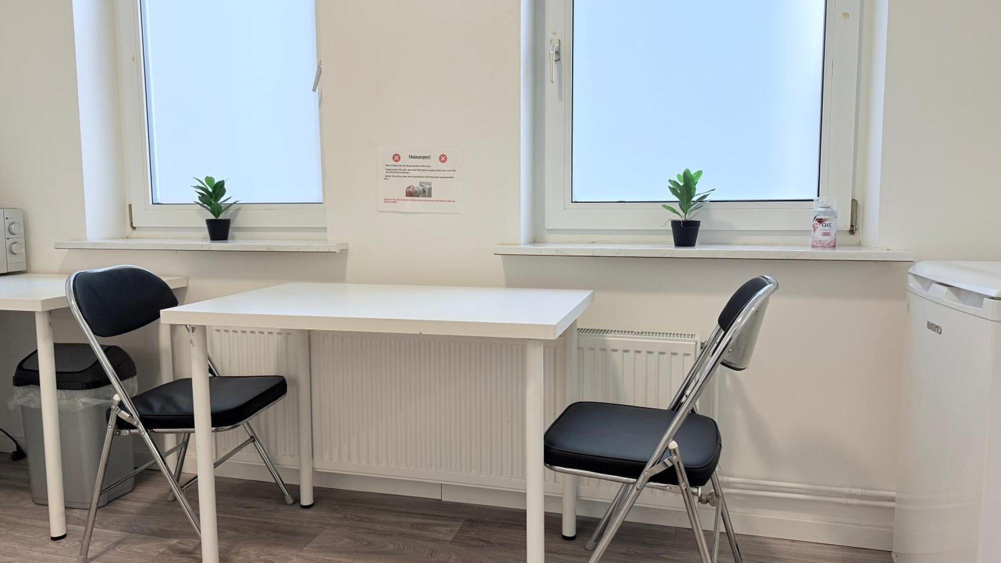 Studio-apartments Fuer Monteure & Businessgaeste Zentral In Neumuenster