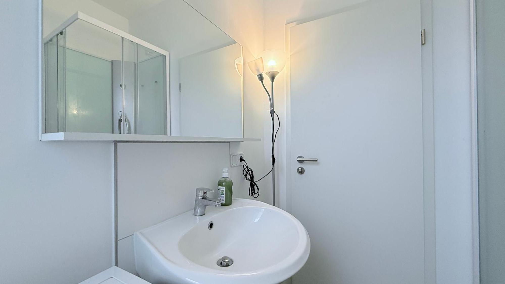 Studio-apartments Fuer Monteure & Businessgaeste Zentral In * Ноймюнстер