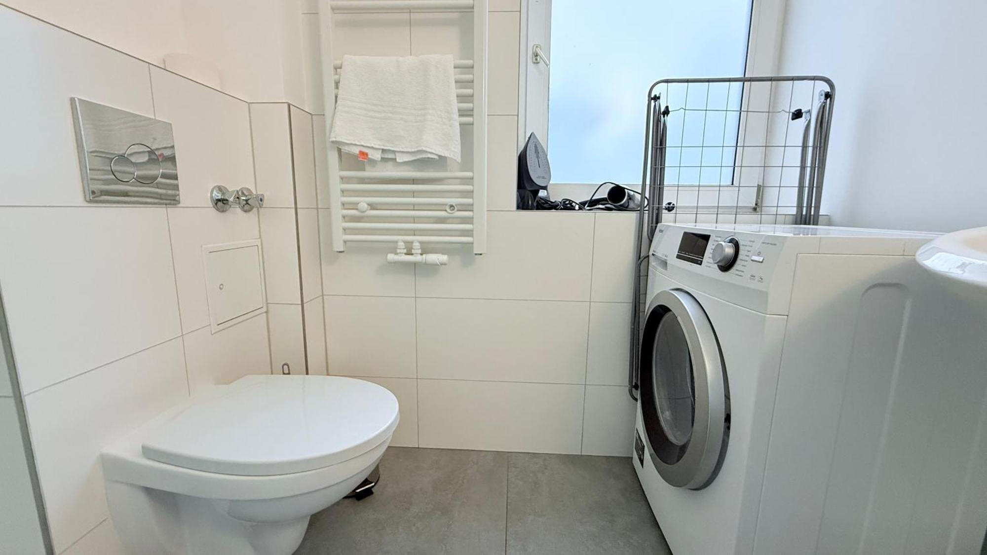 Studio-apartments Fuer Monteure & Businessgaeste Zentral In Apartment *